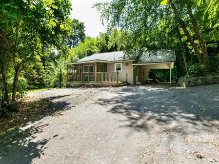 116 Chestnut Place