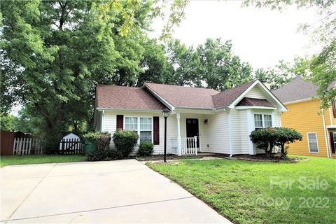 7442 Crestside Lane sold home in Sherbrook, Charlotte, NC