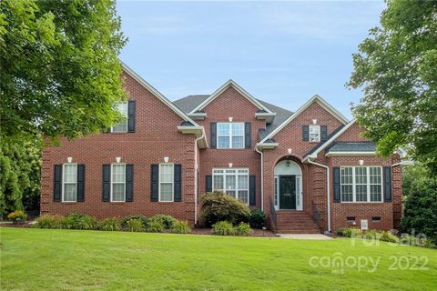 4332 Winder Trail