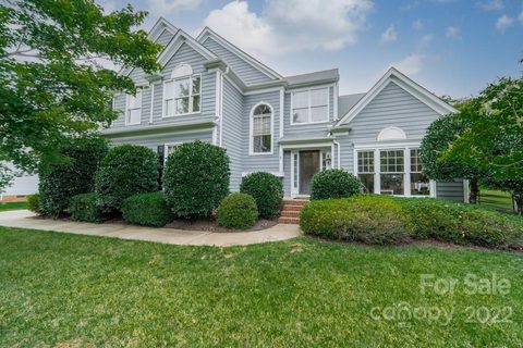 8108 Long Nook Lane sold home in Williamsburg, Charlotte, NC