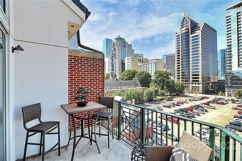 300 W 5th Street 719