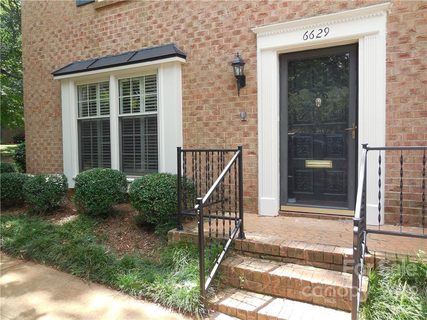 6629 Bunker Hill Circle