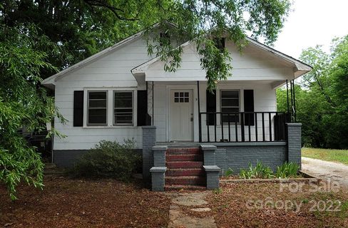 323 20th Street sold home in Laurel Park, Kannapolis, NC