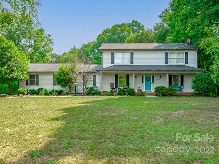 9395 Horseshoe Circle