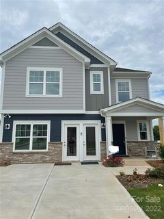 1112 Barcliff Drive 002