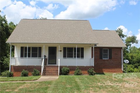 2617 Plantation Way sold home in Vickers Plantation, Albemarle, NC