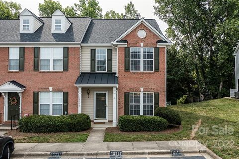 3025 Misty Harbor Circle
