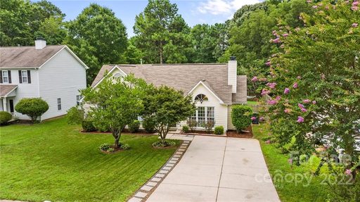 6244 Trysting Road sold home in Sherbrook, Charlotte, NC