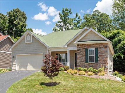 87 Shaws Creek Farm Road sold townhome in Shaws Creek Farm, Hendersonville, NC