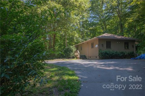 9 Old Tannassie Road sold home in Mountain Forest Estates, Sylva, NC