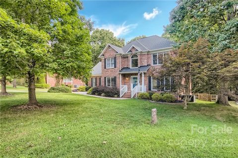 1301 Chandlers Field Drive sold home in Berkshire, Waxhaw, NC