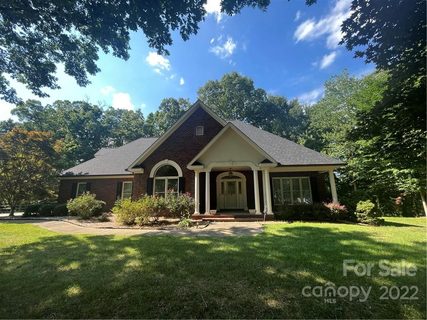 1810 Enochville Road sold home in Westlake, Kannapolis, NC