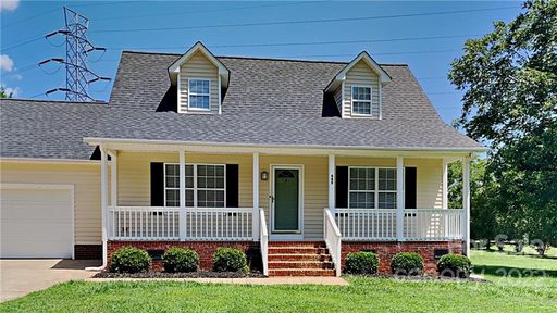 949 Woodland Drive sold home in Oak Springs, Shelby, NC