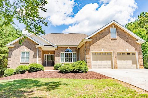 145 Greens Road