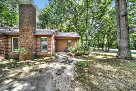 108 Foxwood Village Drive sold townhome in Foxwood Village, Fort Mill, SC