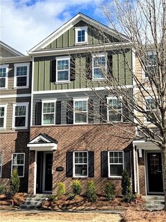 16632 Summers Walk Boulevard 33