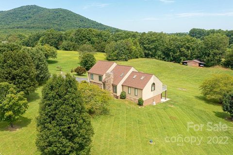 5944 Deerfield Lane