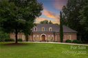 6815 N Baltusrol Lane sold home in Charlotte, SC