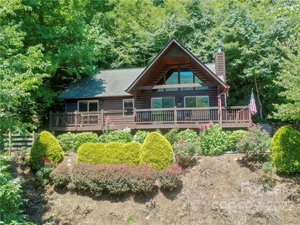 289 Friar Tuck Lane sold home in Sherwood Mountain, Maggie Valley, NC