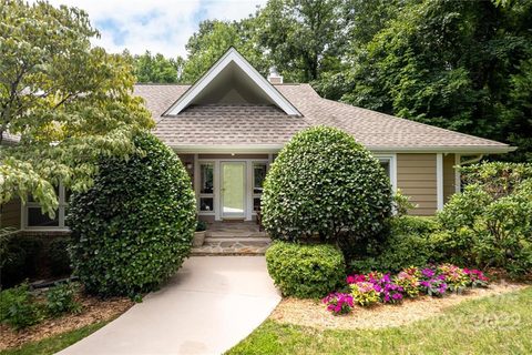 502 Candlewood Lane