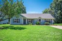16515 Glenfurness Drive sold home in Huntersville, SC