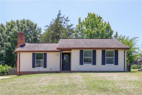 8307 Kapplewood Court