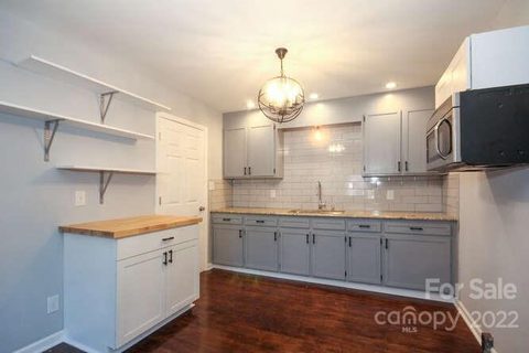 405 Telegraph Drive sold home in Charleston, Gastonia, NC
