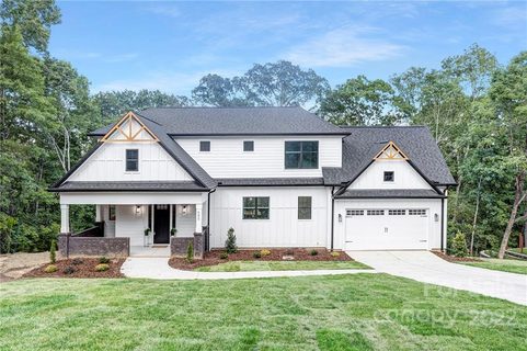 685 Knollcrest Drive sold home in Luvine Hills, Concord, NC