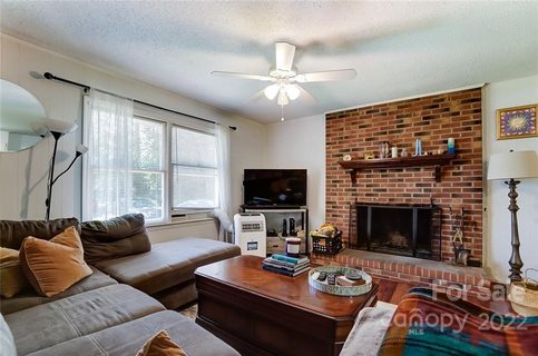 3916 David Cox Road sold home in Mallard Creek, Charlotte, NC