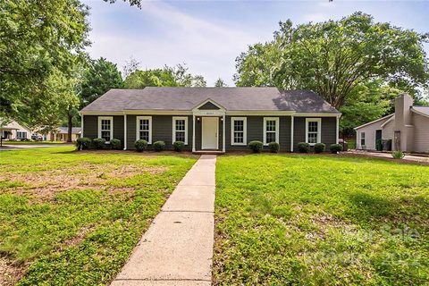 9201 Landsburg Lane
