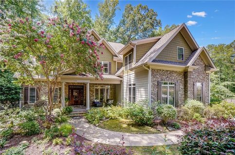 Previously sold for $765,000