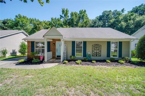 121 Stratford Drive