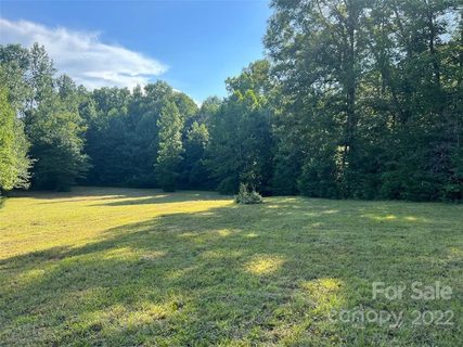 1283 1299 Fairway Drive 8 & 9 sold home in Fairway Acres, Newton, NC