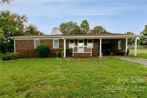 1070 Bexley Lane sold home in Lincoln View, Lincolnton, NC