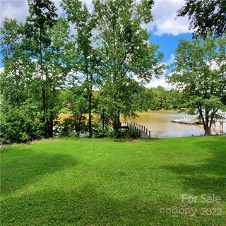 6718 Emerald Isle Drive 5 sold home in Emerald Isles, Sherrills Ford, NC