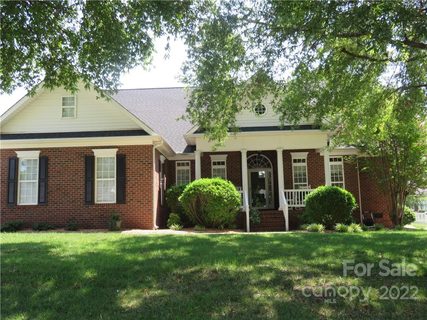 718 Tom Morris Lane