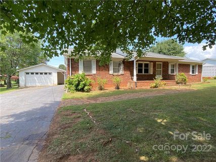 179 Victoria Drive 77