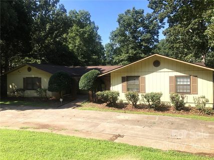 Previously sold for $280,000