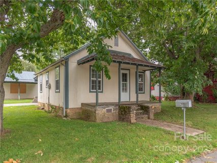 291 Camelot Drive