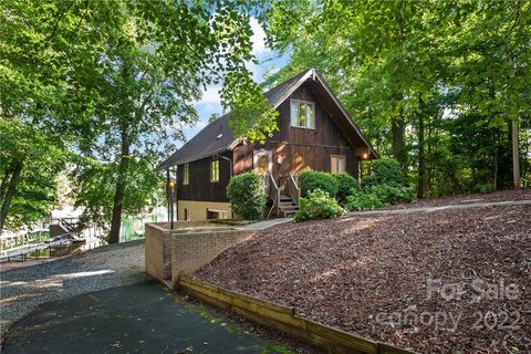 6309 N Shore Drive sold home in Holiday Shores, Nebo, NC