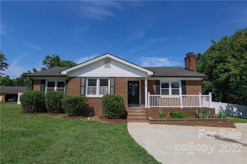 708 Springfield Drive
