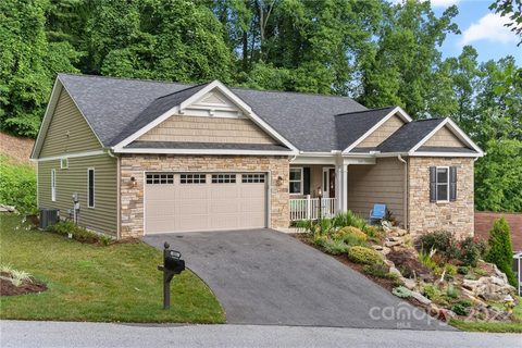 322 Shaws Creek Farm Road sold townhome in Shaws Creek Farm, Hendersonville, NC