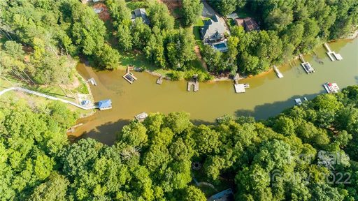 1396 Ron Whicker Drive sold home in Summit, Catawba, NC