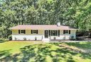 211 White Oak Lane sold home in Matthews, SC