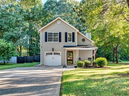 16615 Glenfurness Drive 22 sold home in Norman Shores, Huntersville, NC