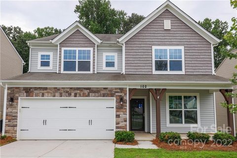 102 Heart Pine Lane