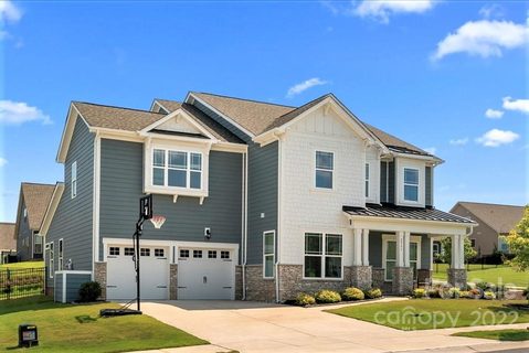 2997 Creekview Drive