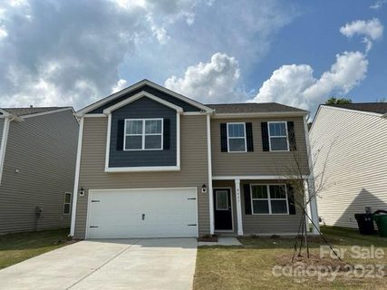 8025 Clairwood Drive sold home in The Enclave at Sugar Creek, Charlotte, NC
