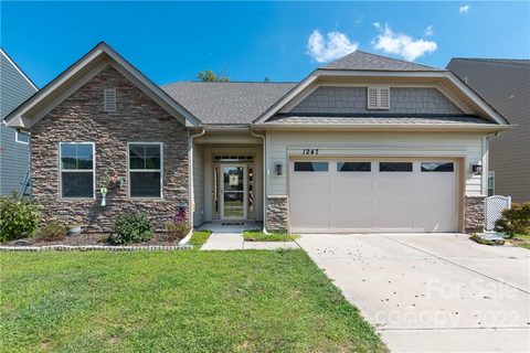 1247 New River Drive