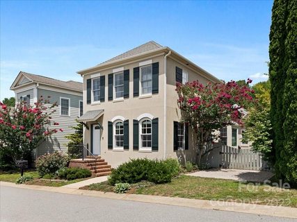 228 Leucothoe Lane